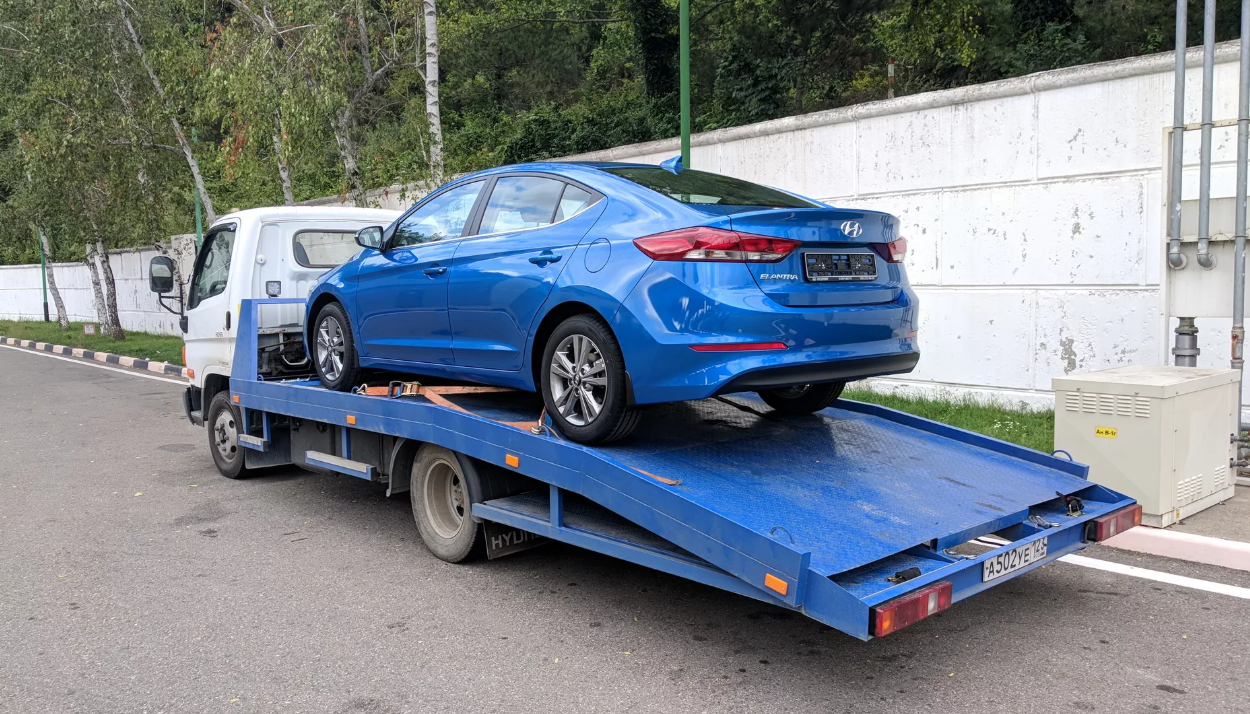 Эвакуация легкового автомобиля